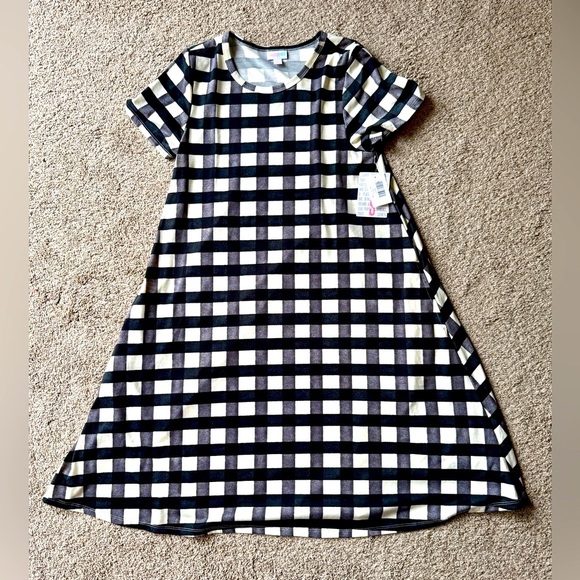 LuLaRoe Jessie Swing Dress - Picture 1 of 3